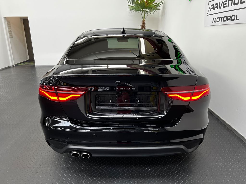 Jaguar XE 2021