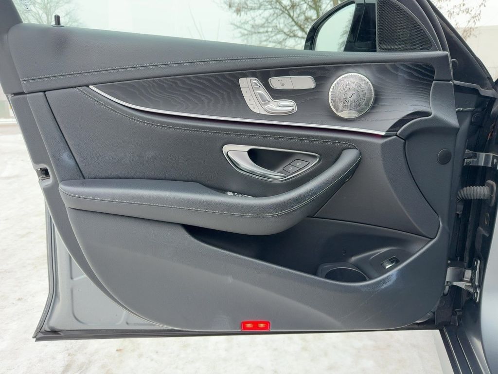 Mercedes-Benz E 400 2021