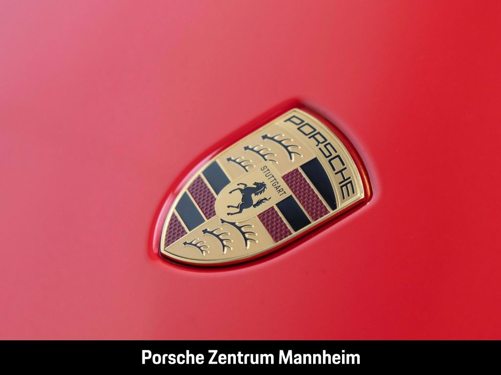 Porsche 992 2024