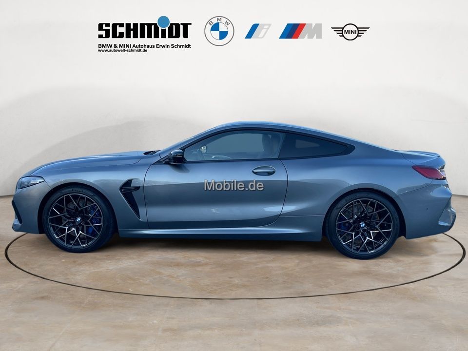 BMW M8 2025