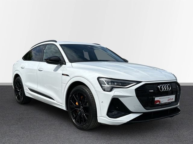 Audi e-tron 2022