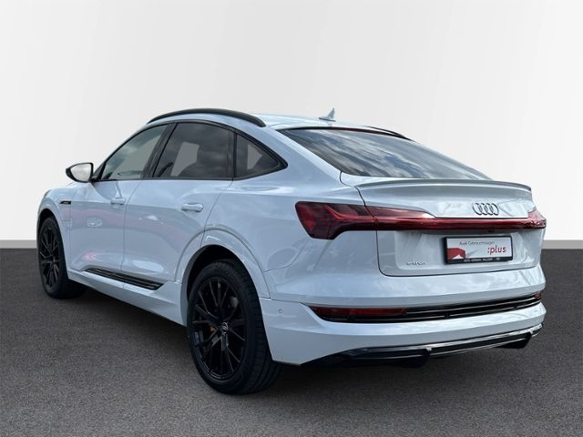 Audi e-tron 2022