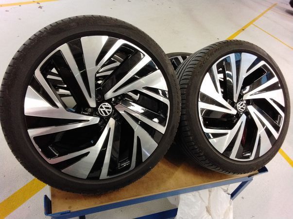 Volkswagen ID.5 2025