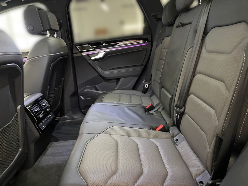 Volkswagen Touareg 2025