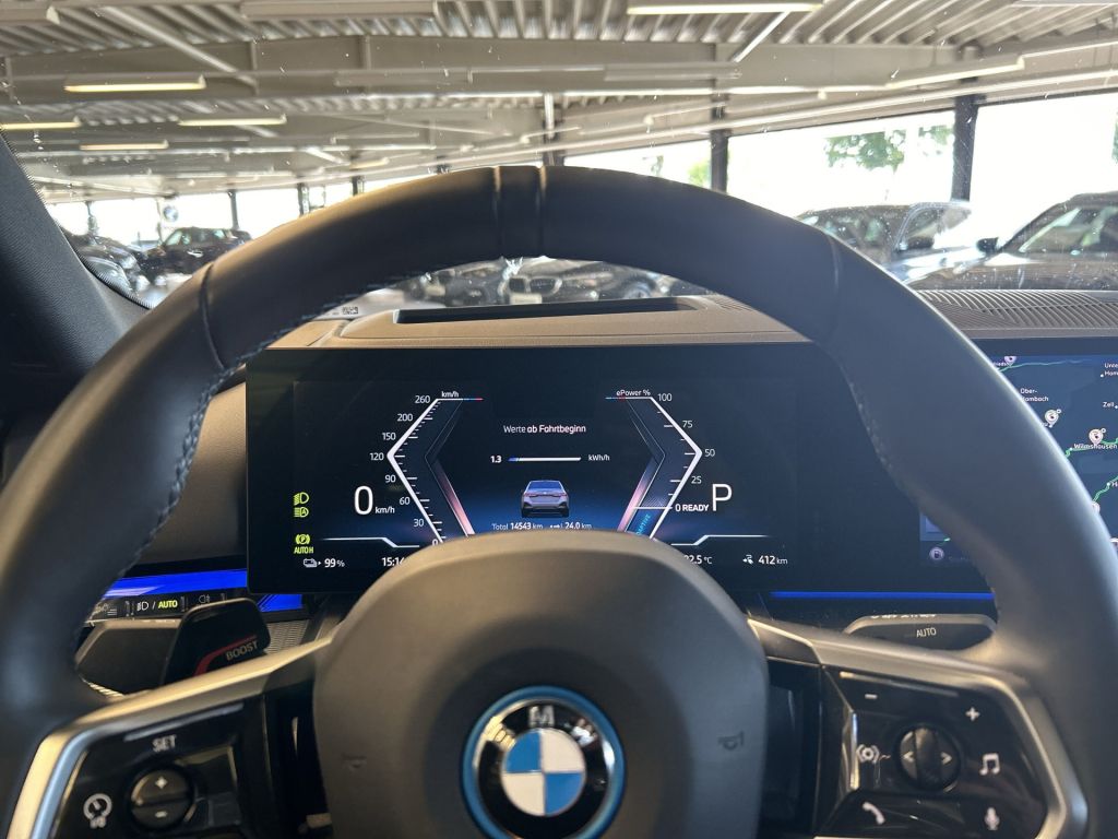 BMW i5 2024