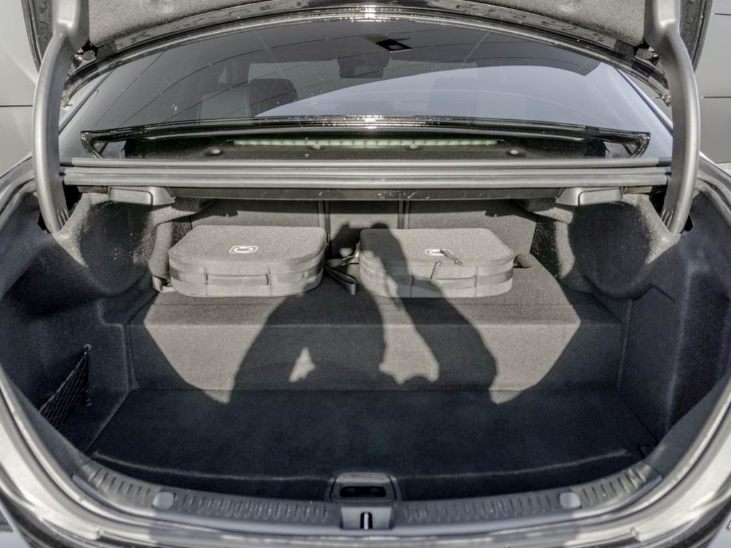 Mercedes-Benz E 300 2022