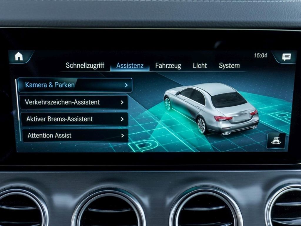 Mercedes-Benz E 300 2022