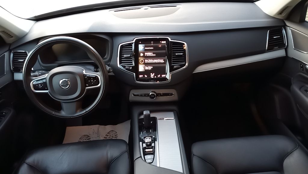 Volvo XC90 2020
