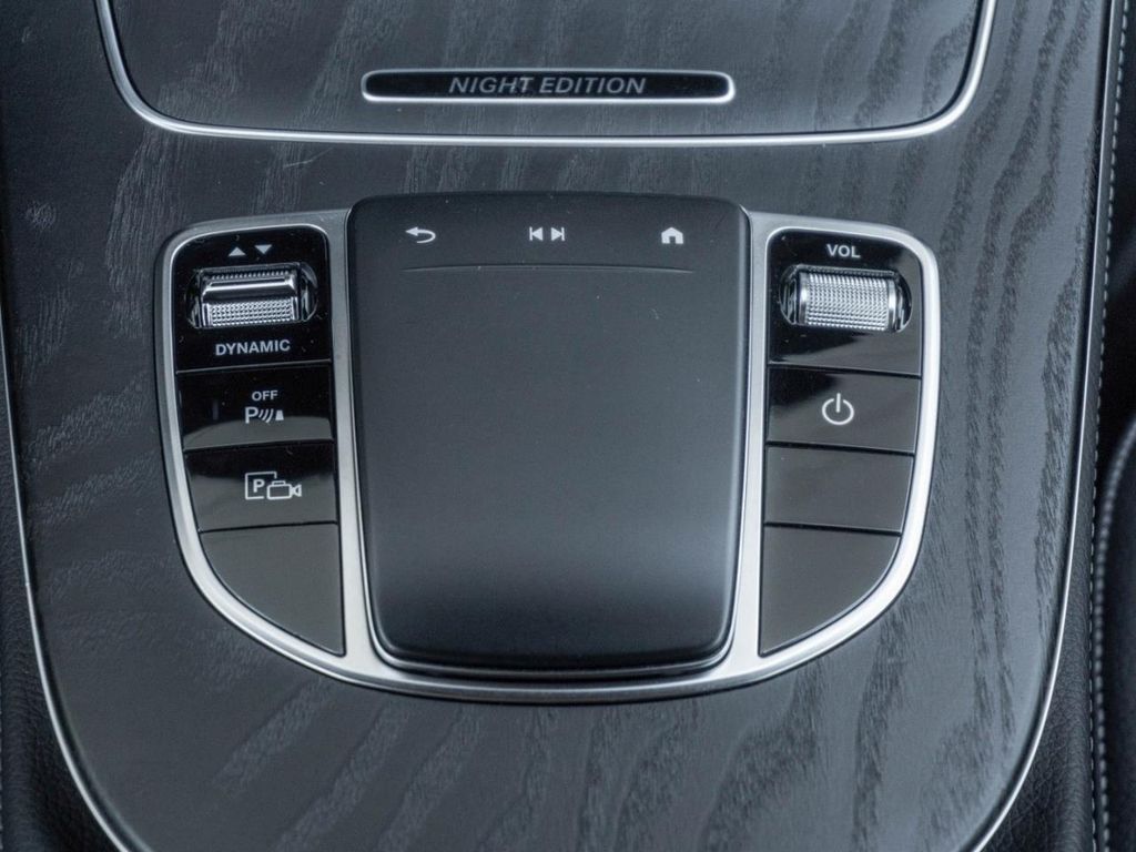 Mercedes-Benz E 300 2022