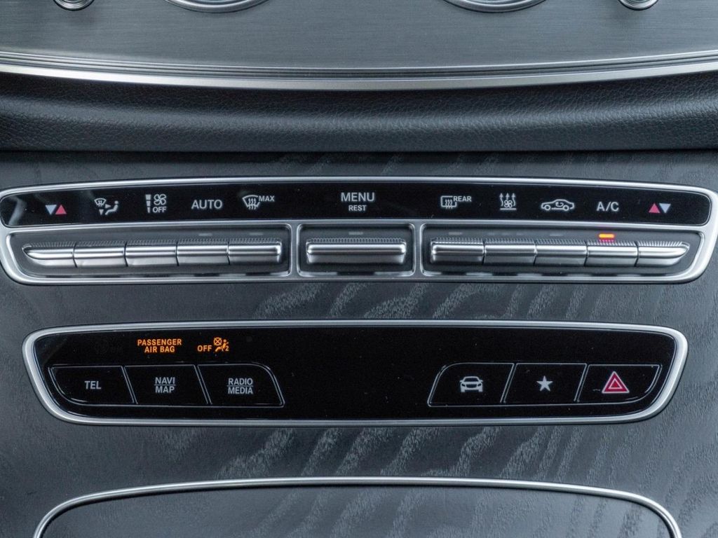 Mercedes-Benz E 300 2022