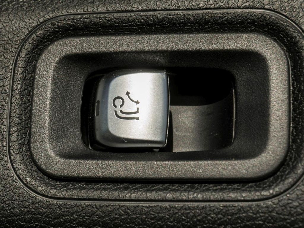 Mercedes-Benz E 300 2022