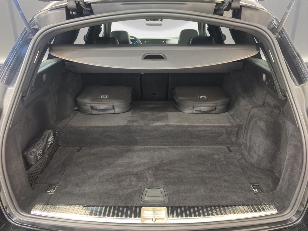 Mercedes-Benz E 300 2022