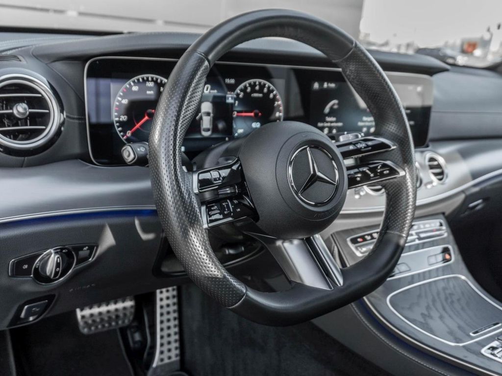 Mercedes-Benz E 300 2022