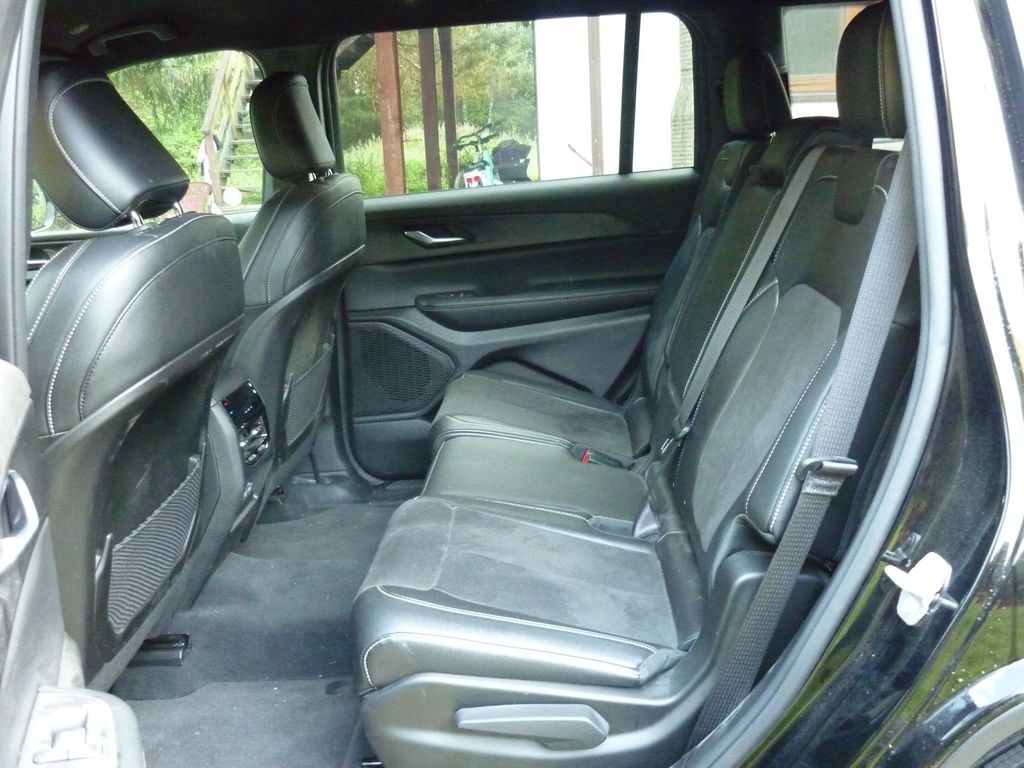 Jeep Grand Cherokee 2024