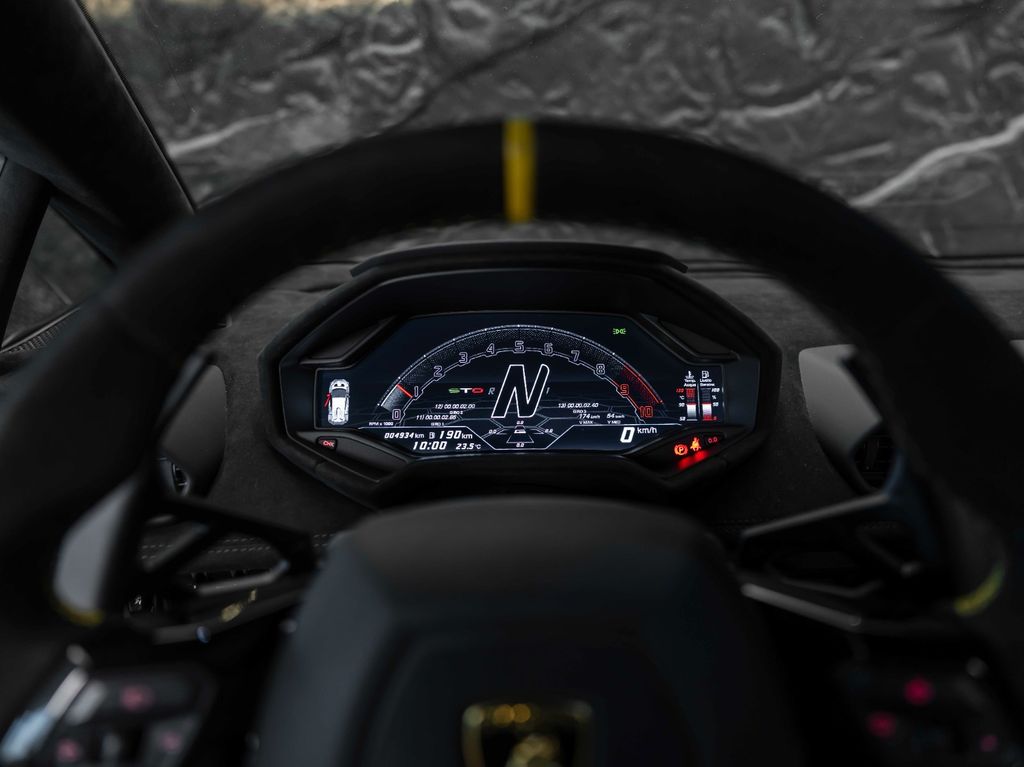 Lamborghini Huracán 2023