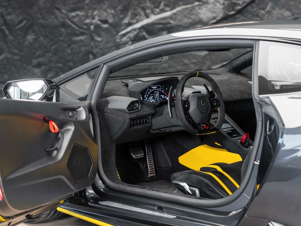 Lamborghini Huracán 2023