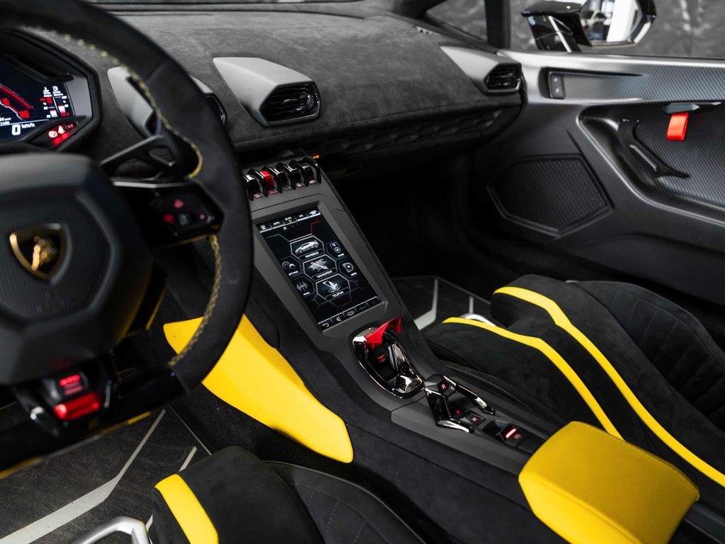 Lamborghini Huracán 2023