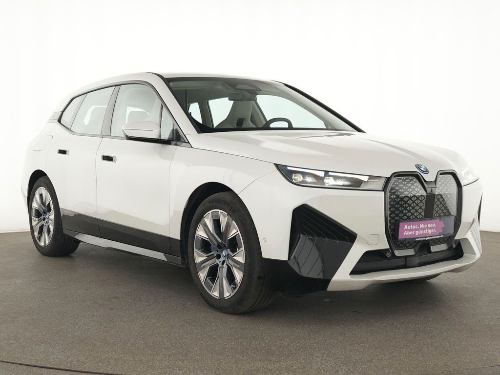 BMW iX 2023