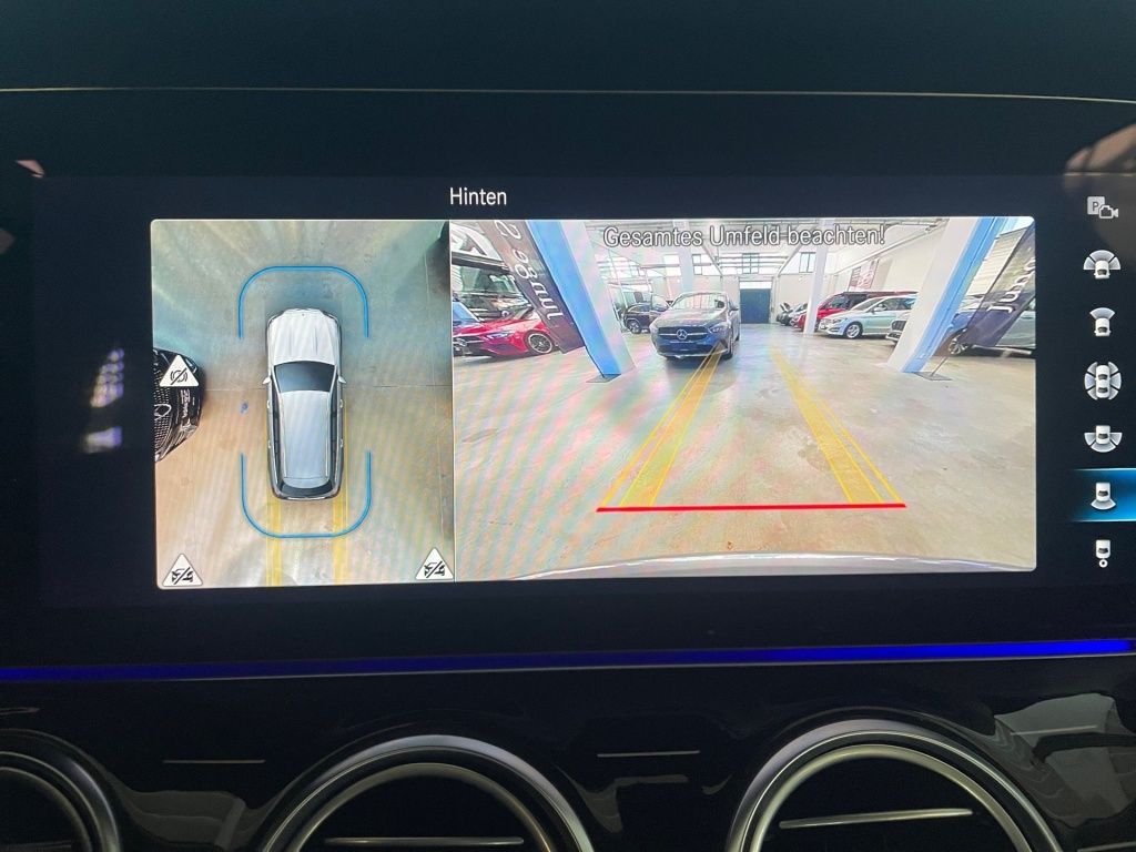 Mercedes-Benz E 300 2022