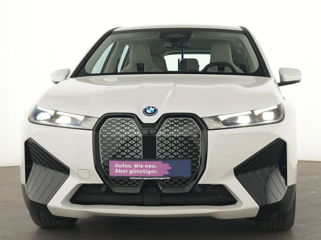 BMW iX 2023