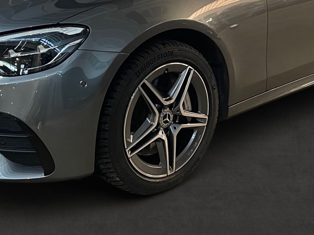 Mercedes-Benz E 300 2022