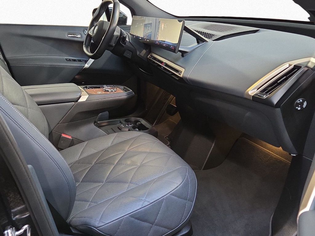 BMW iX 2023
