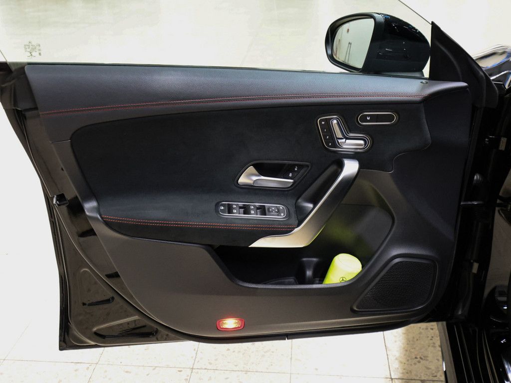 Mercedes-Benz CLA 35 AMG Shooting Brake 2021