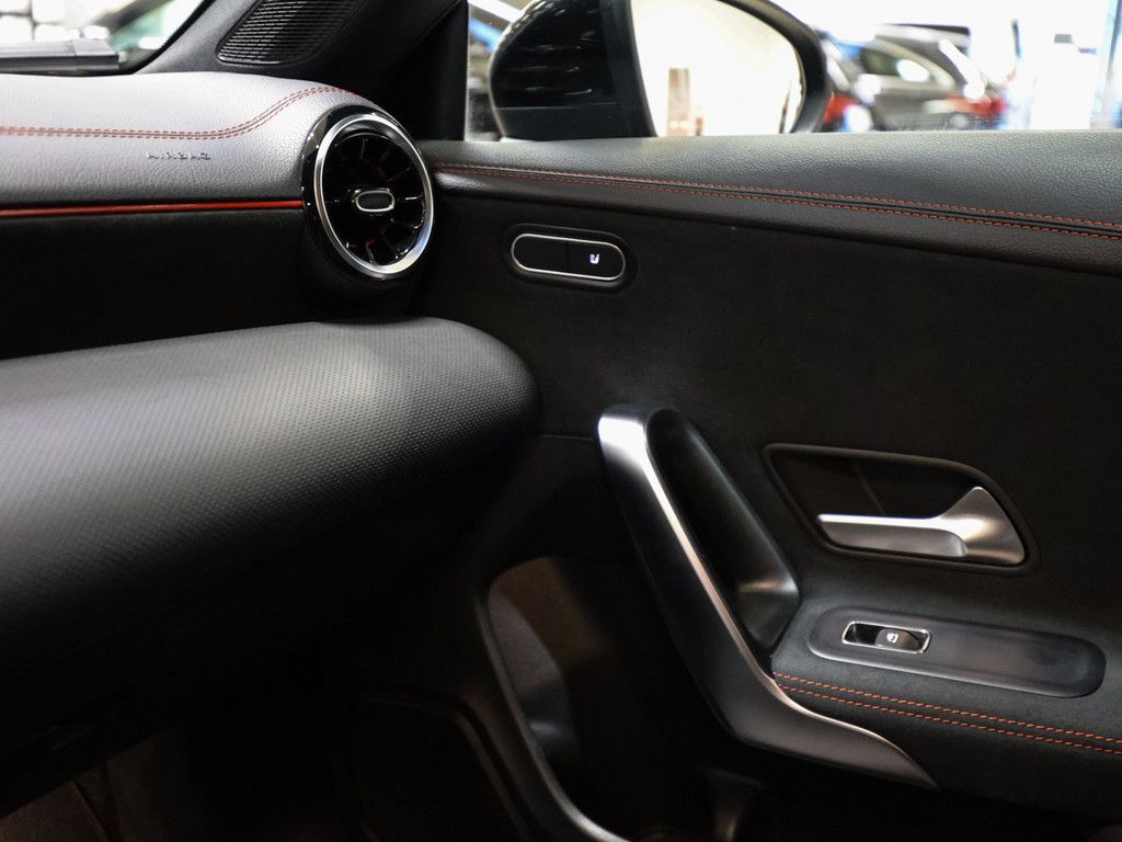 Mercedes-Benz CLA 35 AMG Shooting Brake 2021