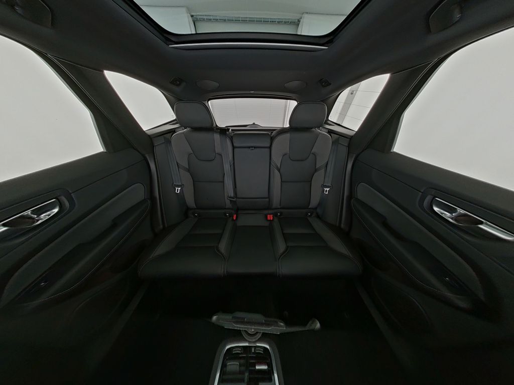 Volvo XC60 2024