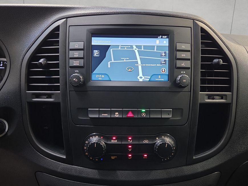 Mercedes-Benz Vito 2023