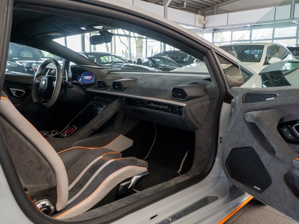 Lamborghini Huracán 2023