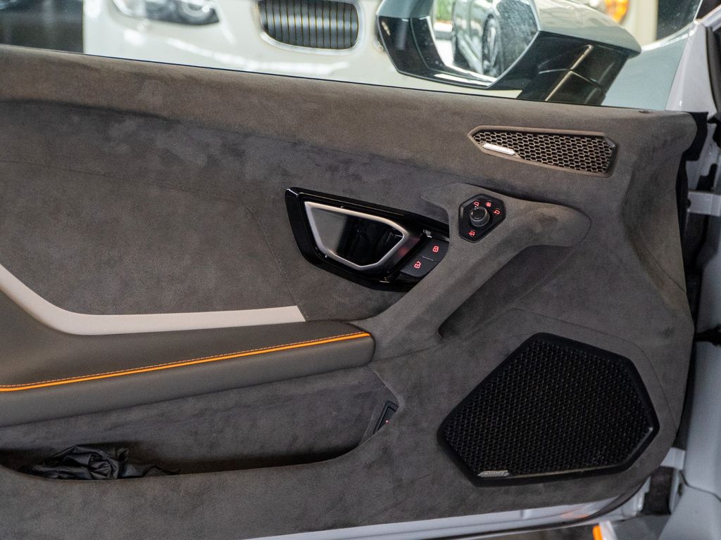 Lamborghini Huracán 2023