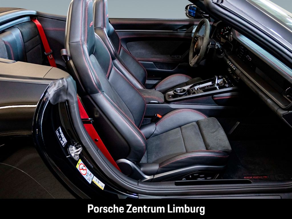 Porsche 992 2024