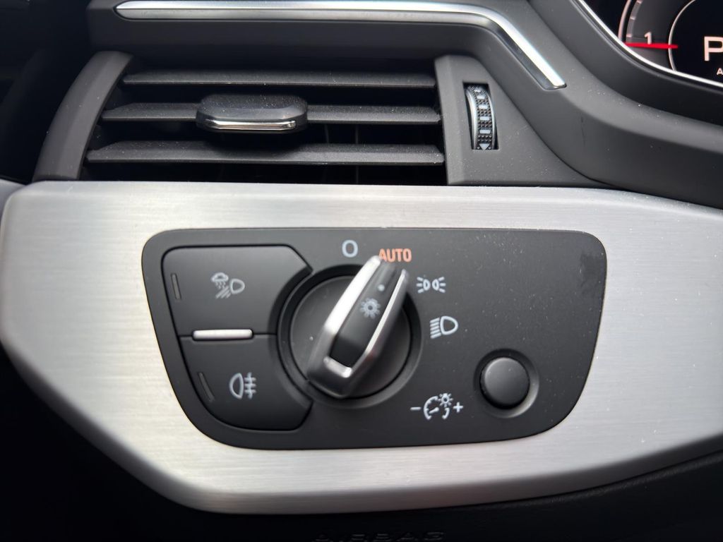 Audi A4 2024