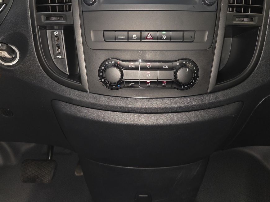 Mercedes-Benz Vito 2023