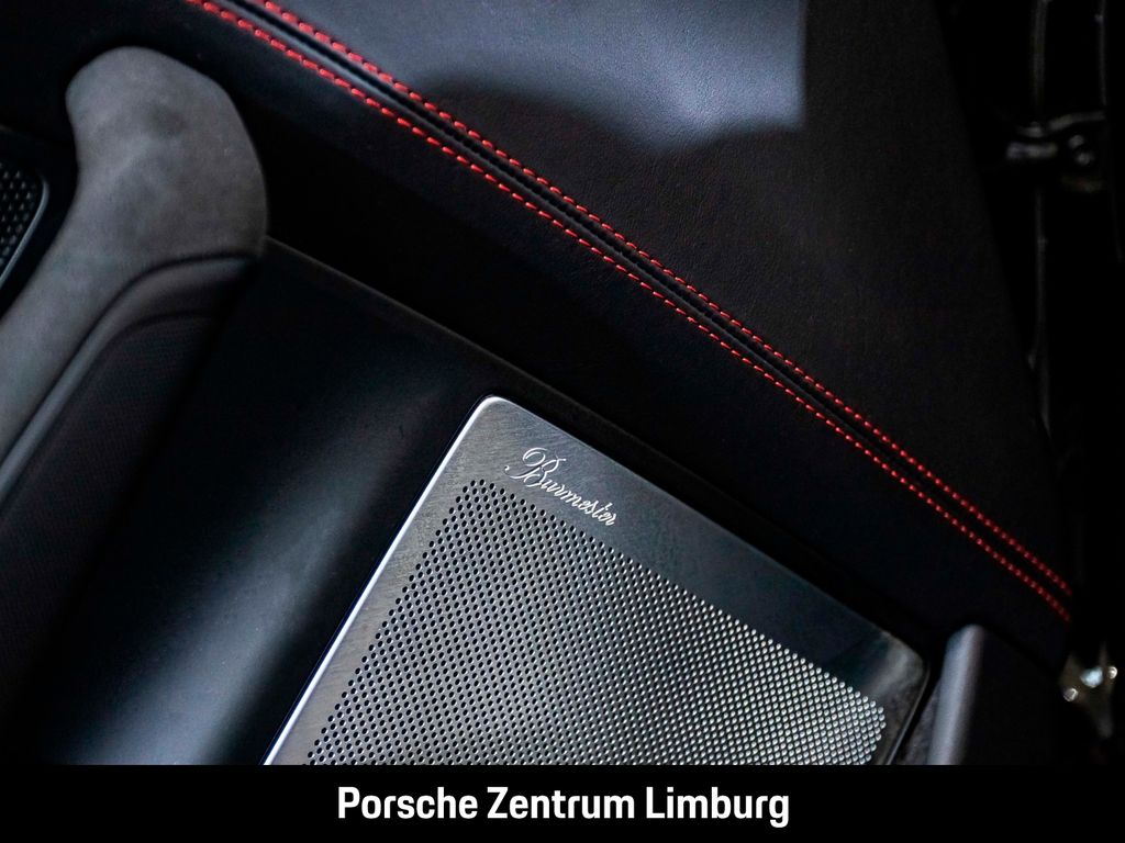 Porsche 992 2024