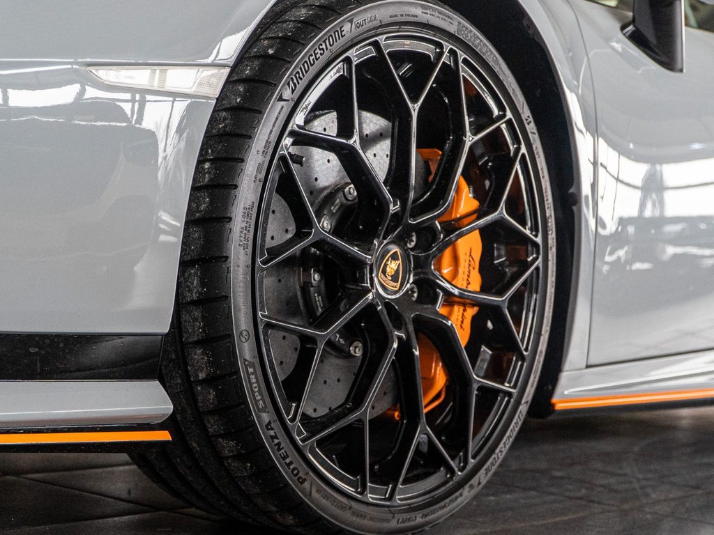 Lamborghini Huracán 2023