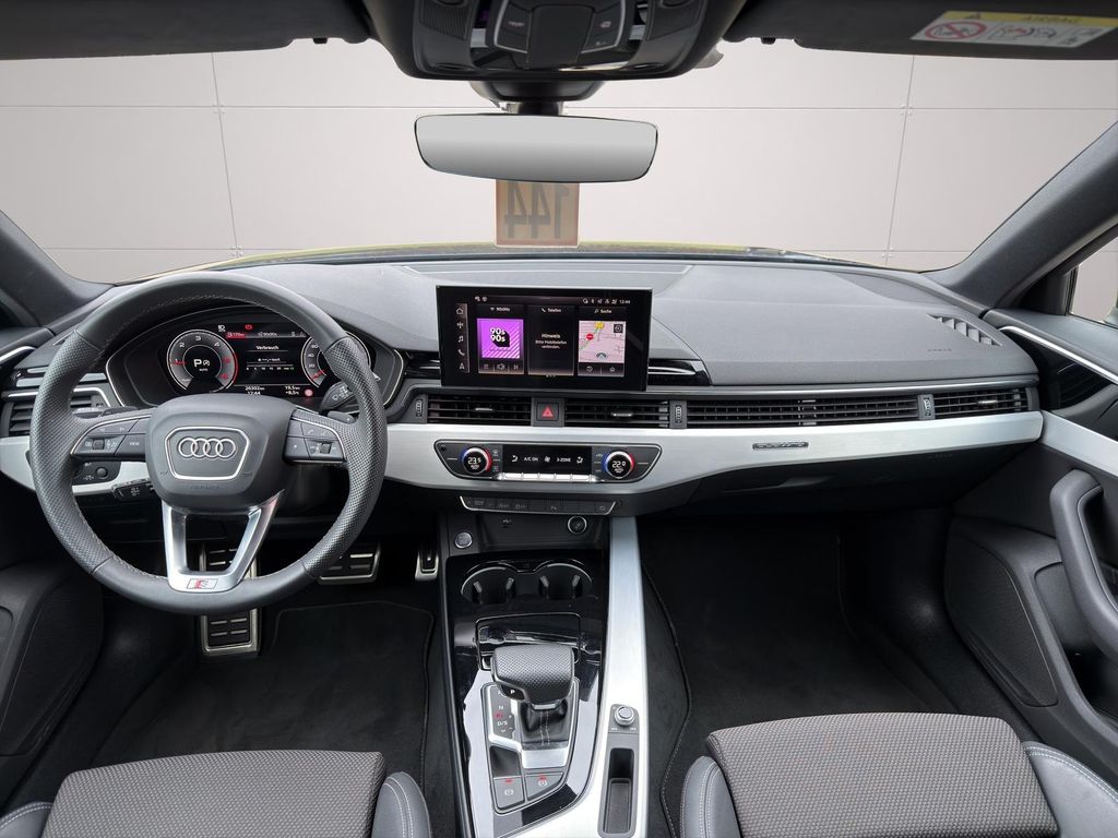 Audi A4 2024
