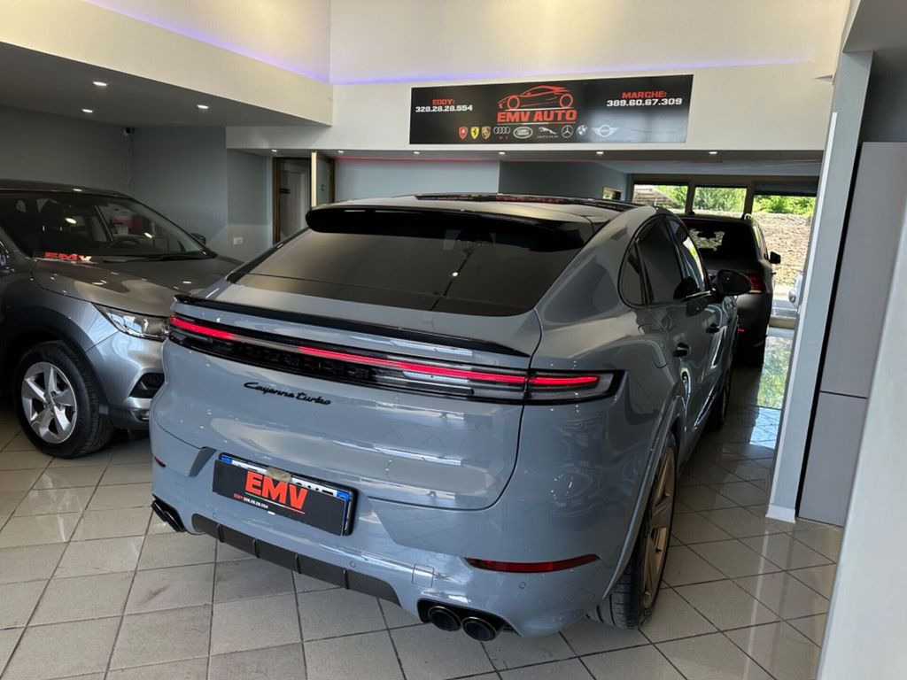 Porsche Cayenne 2024