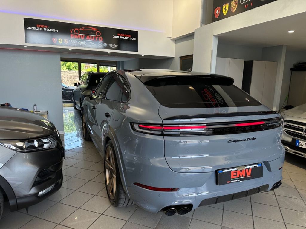 Porsche Cayenne 2024