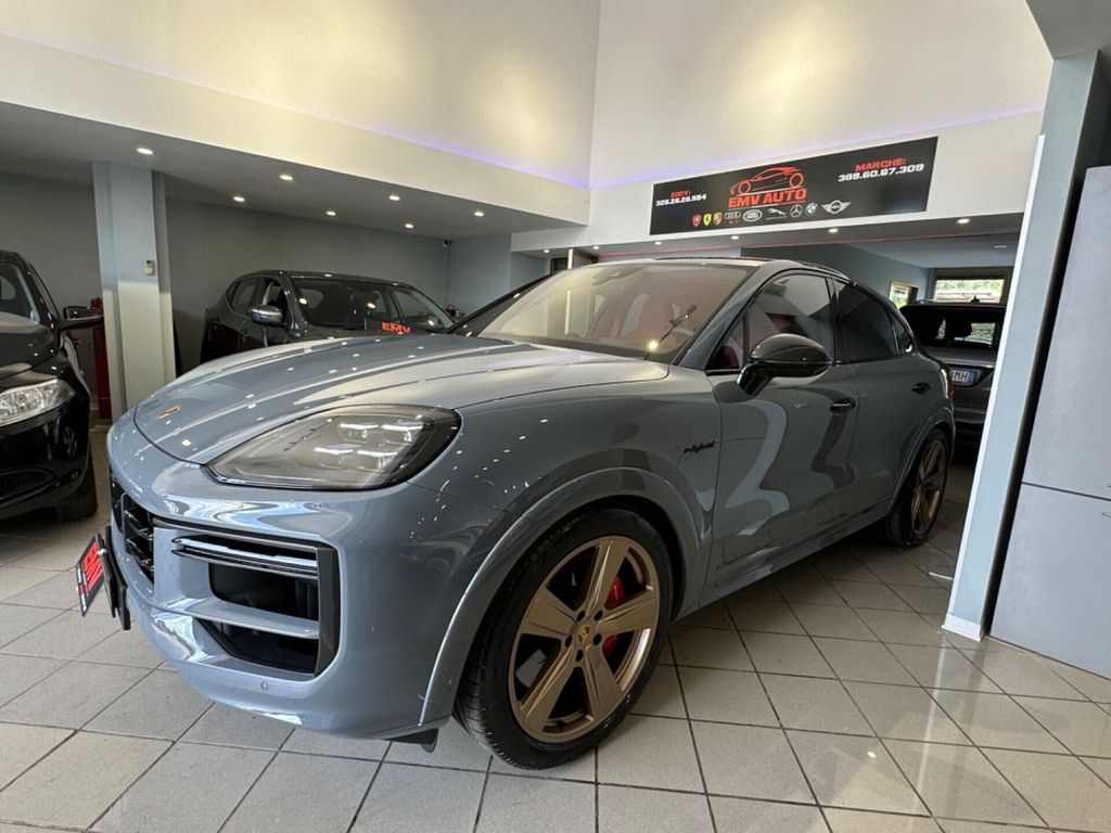 Porsche Cayenne 2024