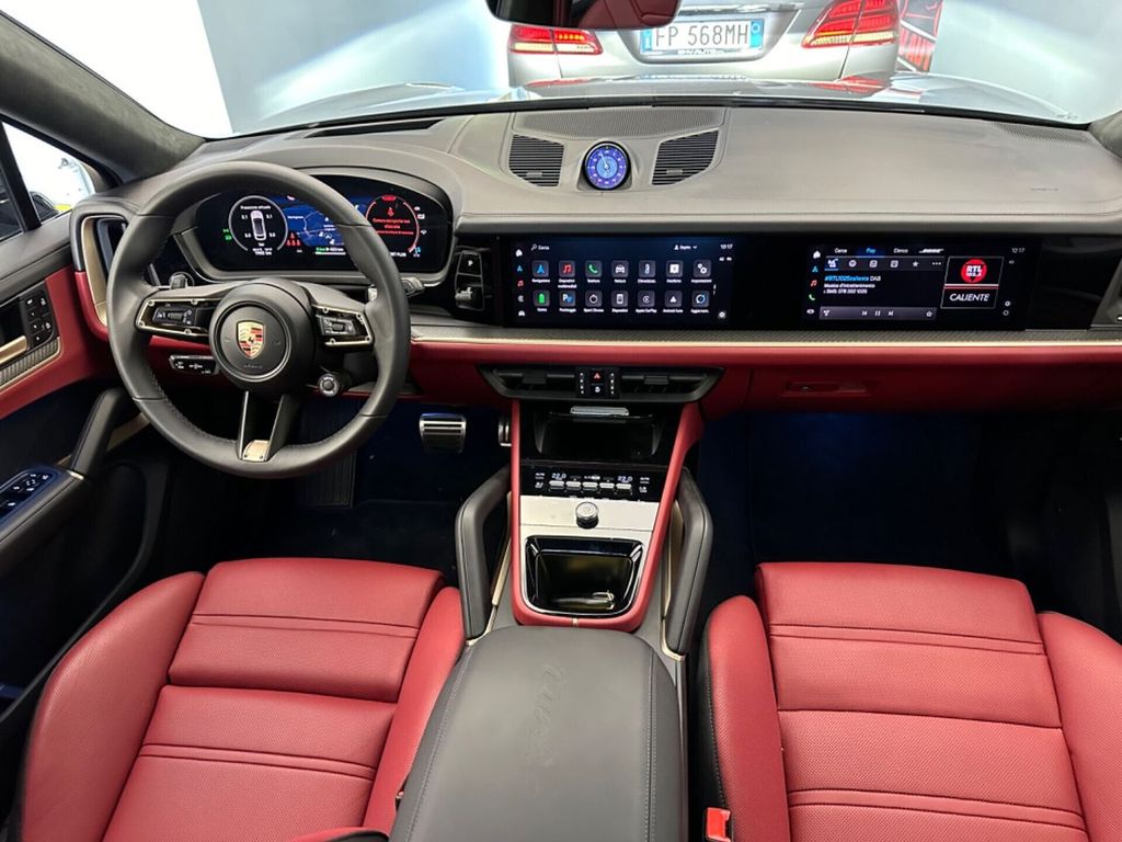 Porsche Cayenne 2024