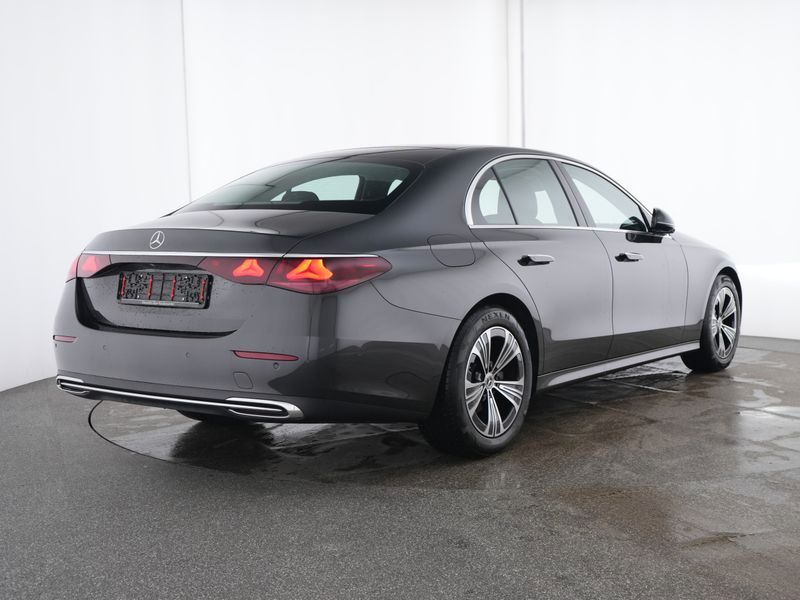 Mercedes-Benz E 200 2024