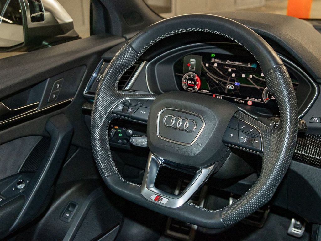 Audi SQ5 2022