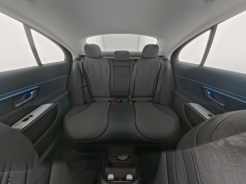 Mercedes-Benz E 200 2024