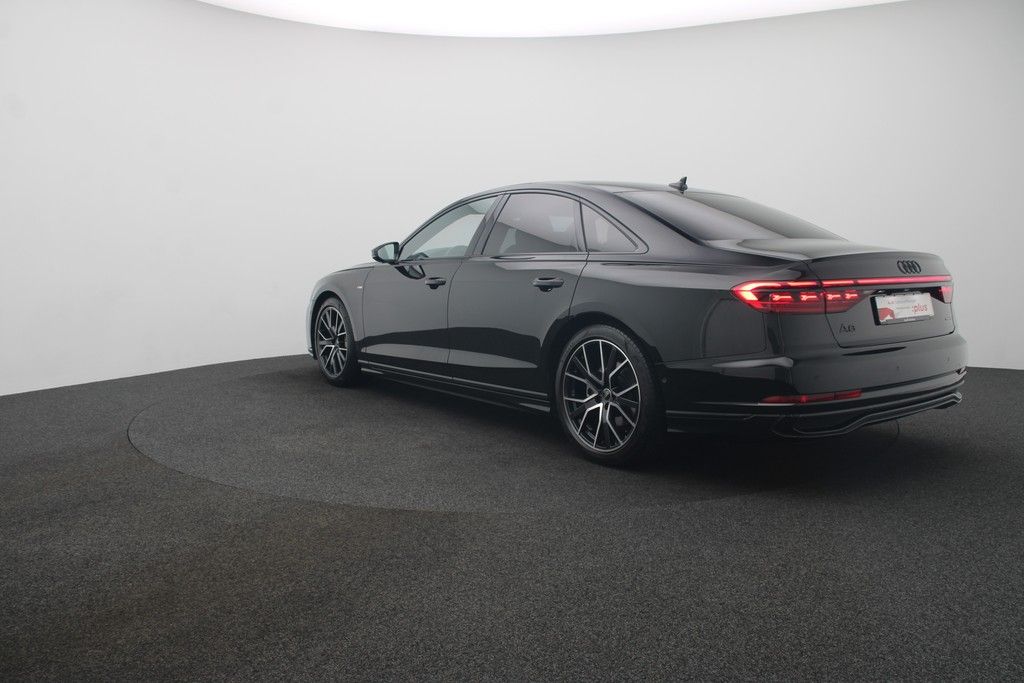 Audi A8 2023