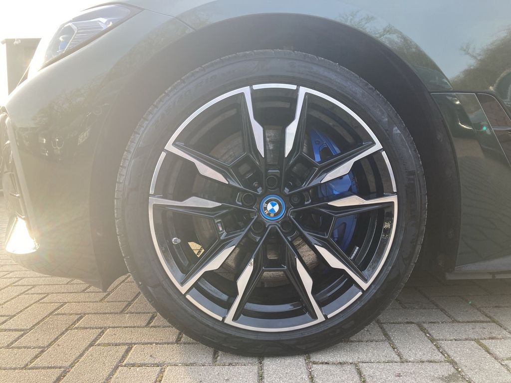 BMW i4 2022