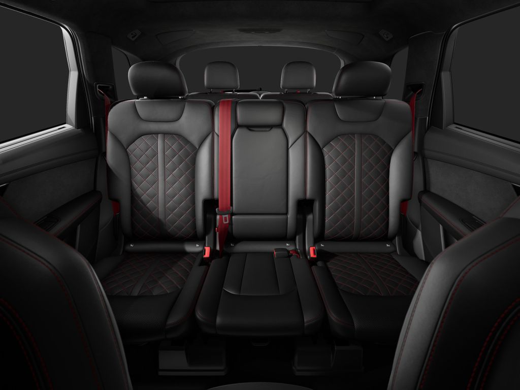 Audi SQ7 2025