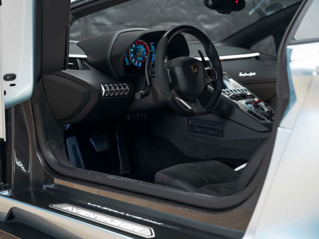 Lamborghini Aventador 2017