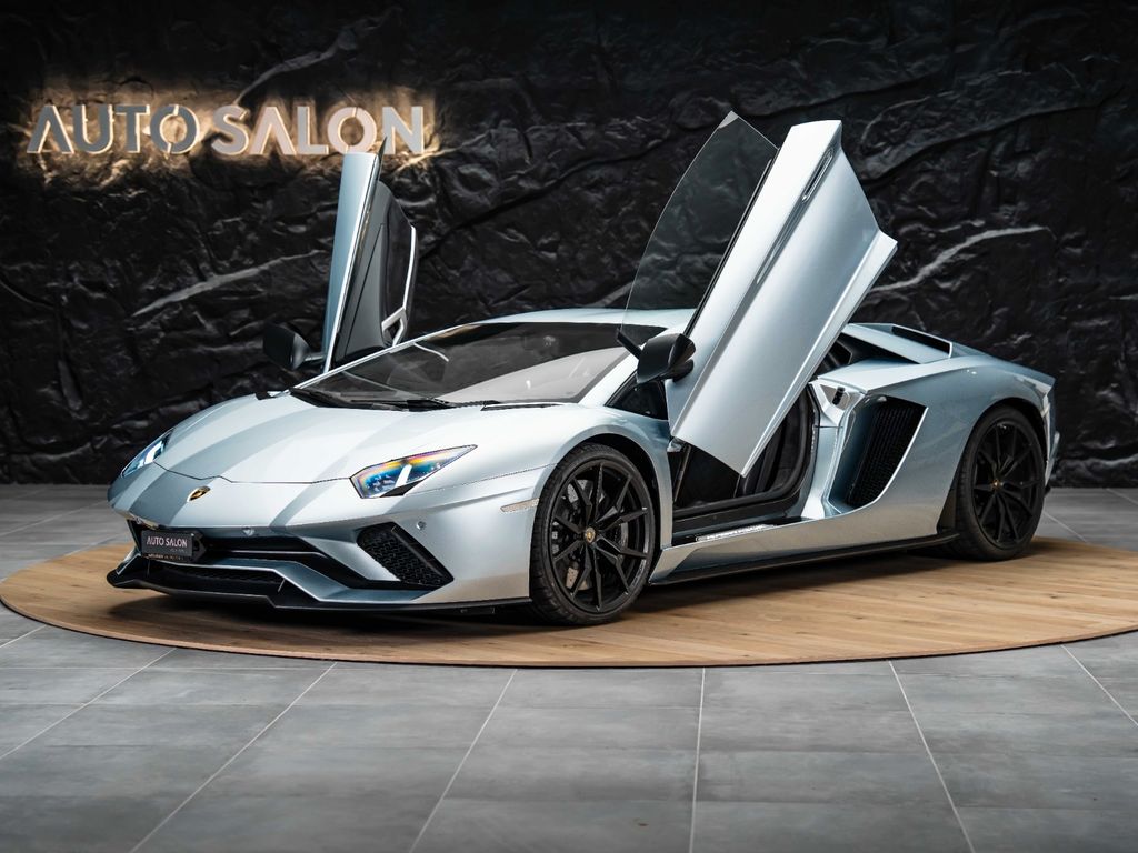 Lamborghini Aventador 2017